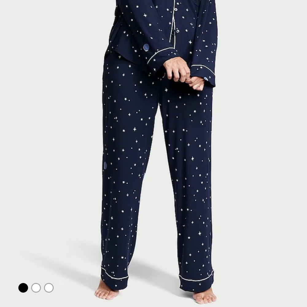 Victoria’s Secret Tranquil Navy Blue Moon and Stars Modal Long Pajamas - Picture 4 of 11